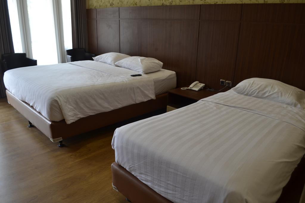 Hotel Selecta Batu  Habitación foto