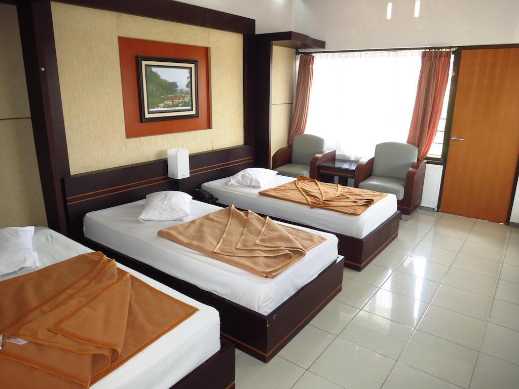 Hotel Selecta Batu  Habitación foto