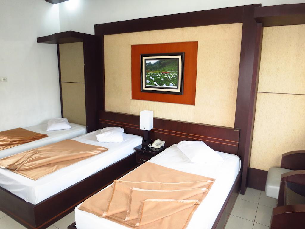 Hotel Selecta Batu  Habitación foto
