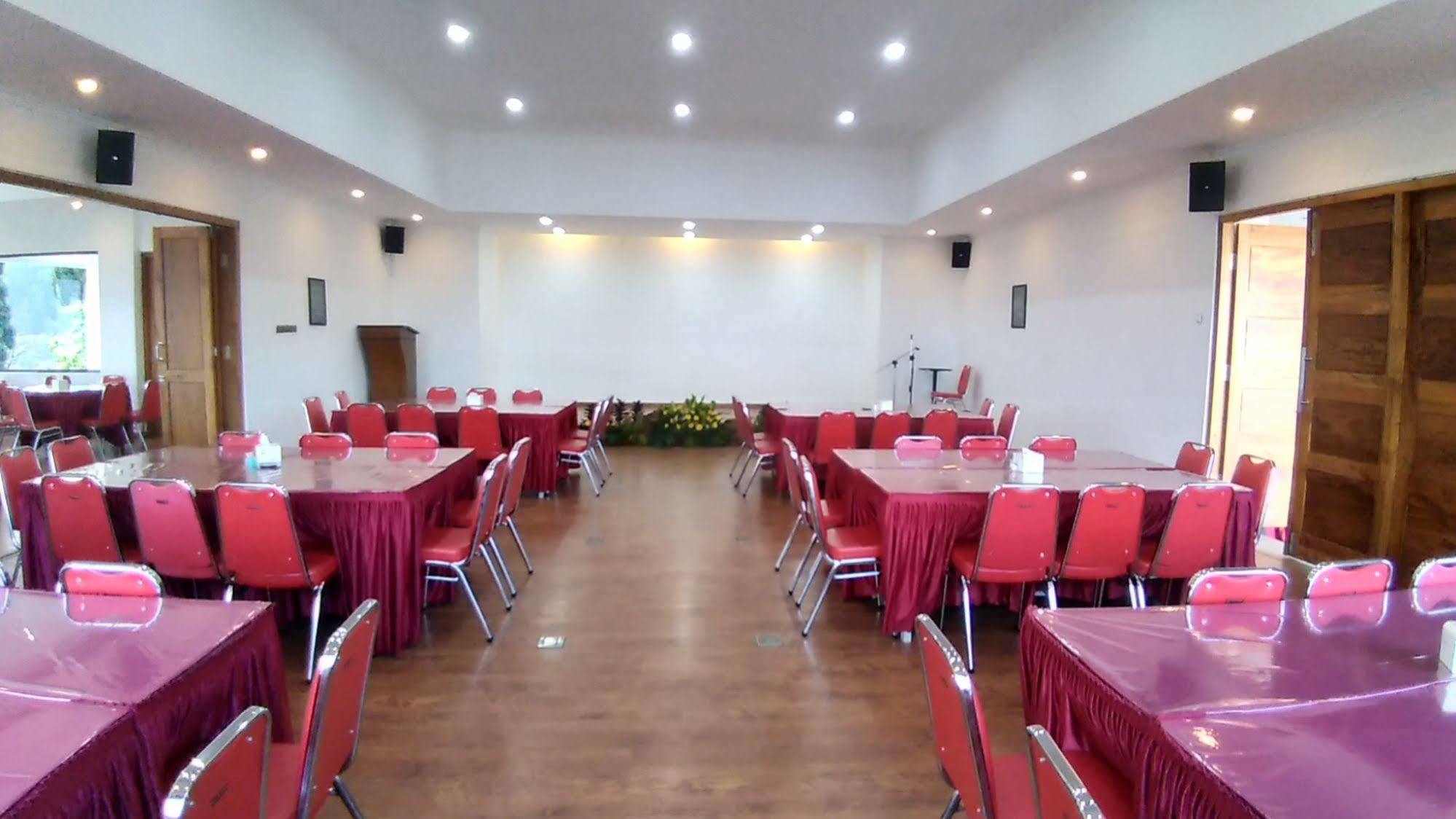 Hotel Selecta Batu  Exterior foto
